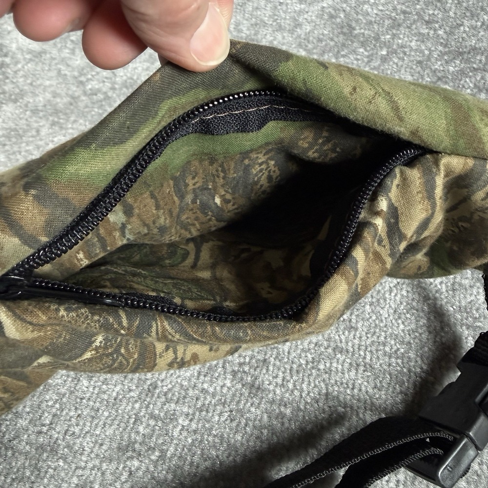 Vintage Realtree Camo Hunting Hand Warmer Muff Waist Strap Adjustable - Picture 3 of 6